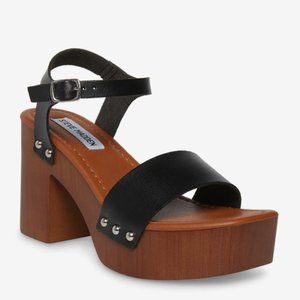 NEVER WORN Steve Madden Heels